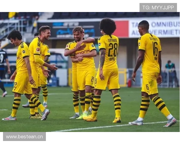 多特蒙德节奏问题凸显，中场缺乏组织核心影响进攻流畅性